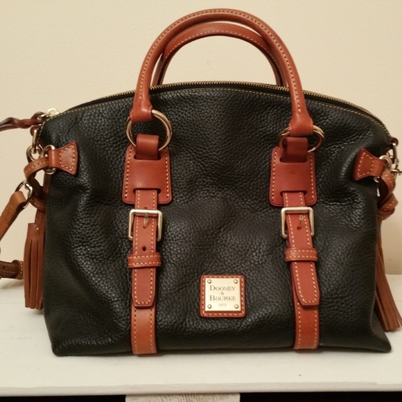 Dooney & Bourke Handbags - Dooney & Bourke leather satchel